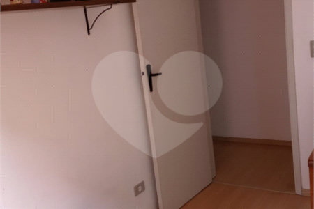 Apartamento à venda com 2 quartos em Vila Erna, São Paulo, SP