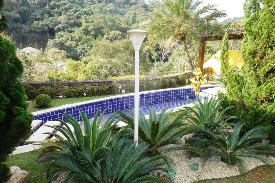 Casa à venda com 3 suítes no condomínio Itatinga I, São Paulo - SP