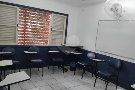 Prédio à venda em Vila Madalena, São Paulo, SP