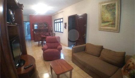 Sobrado à venda com 4 quartos, sendo 2 suítes,  em Jabaquara, São Paulo, SP