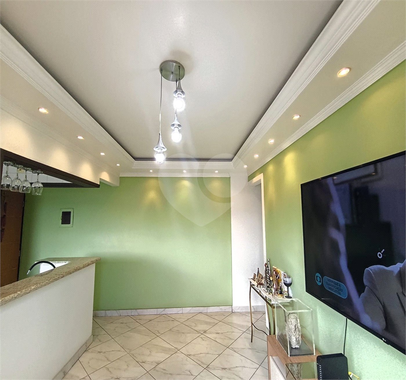 Apartamento à venda com 2 quartos em Chora Menino, São Paulo, SP