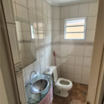 Sobrado à venda com 3 quartos, sendo 1 suíte, em Jardim Las Vegas, Santo André, SP