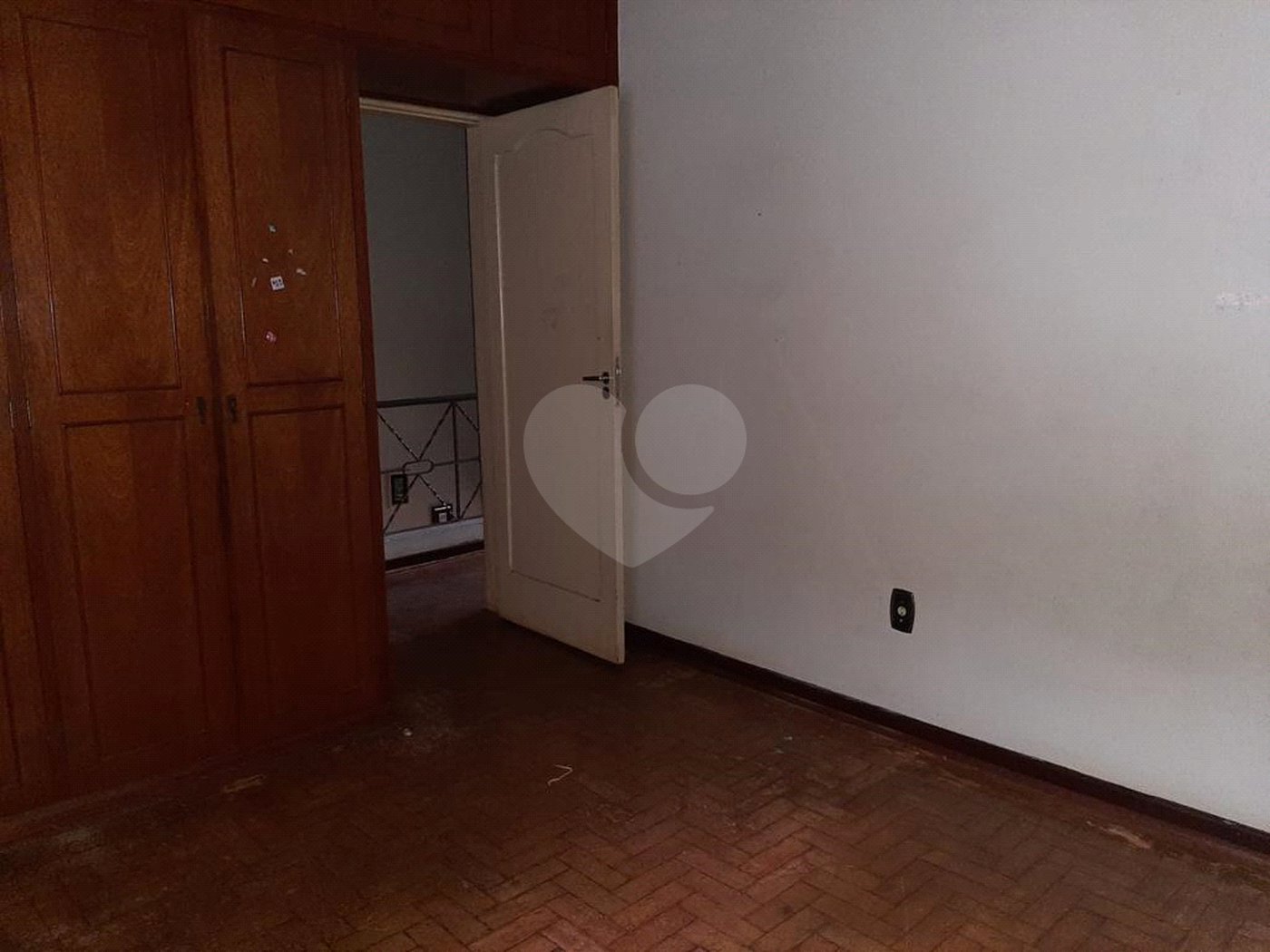 Casa à venda com 4 quartos, sendo 1 suíte,  no Centro, Mogi das Cruzes, SP
