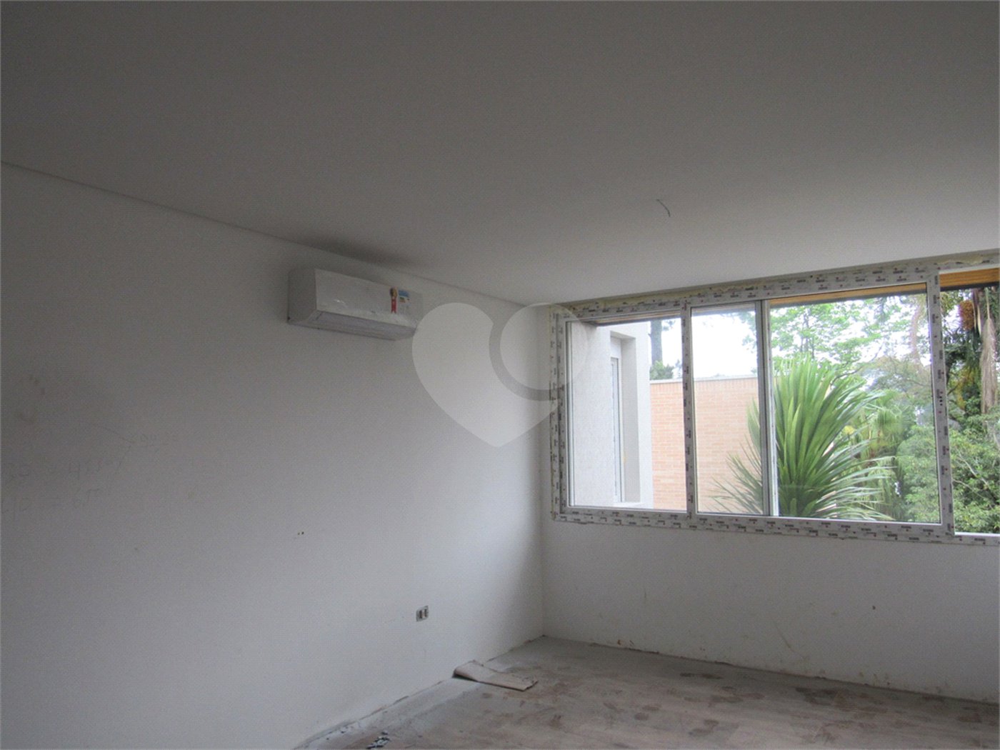Casa à venda com 3 suítes no condomínio Gaia, São Paulo - SP