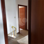Sobrado à venda com 5 quartos, sendo 4 suítes, em Santa Rosa, Vinhedo, SP