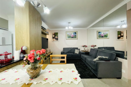 Apartamento à venda com 2 suítes em Vila Scarpelli, Santo André, SP
