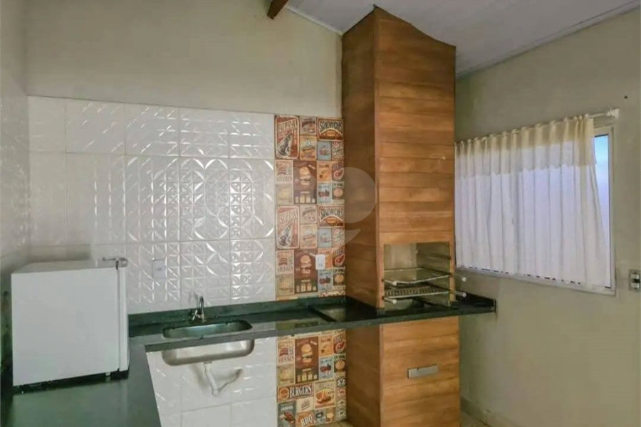 Casa à venda com 2 quartos no condomínio Villagio dos Pinhais, Pinhalzinho - SP
