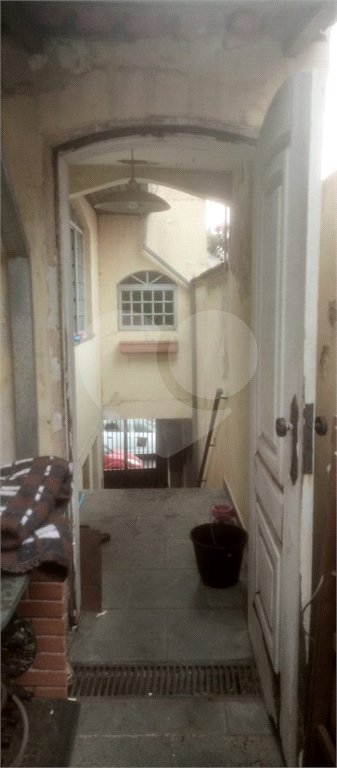 Sobrado à venda com 3 quartos, sendo 1 suíte,  em Vila Universitária, São Paulo, SP