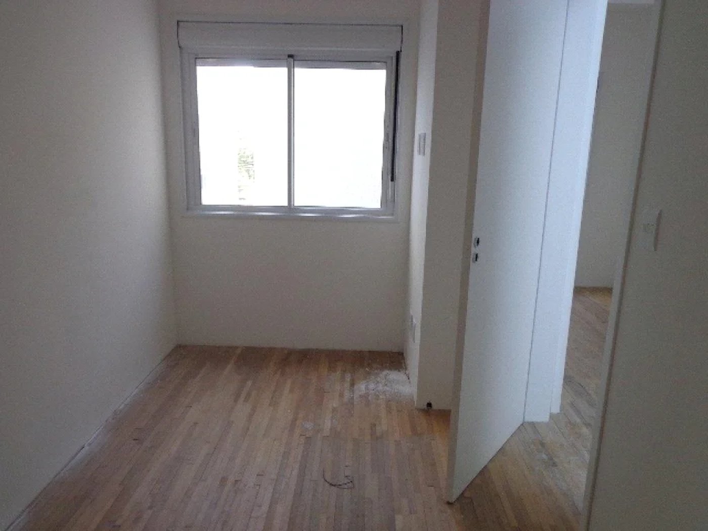 Casa à venda com 3 quartos, sendo 1 suíte, no condomínio Professor Teot?nio Monteiro de Barros Filho, São Paulo - SP
