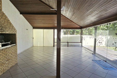 Casa à venda com 7 quartos, sendo 4 suítes,  em Praia Rasa, Armação dos Búzios, RJ