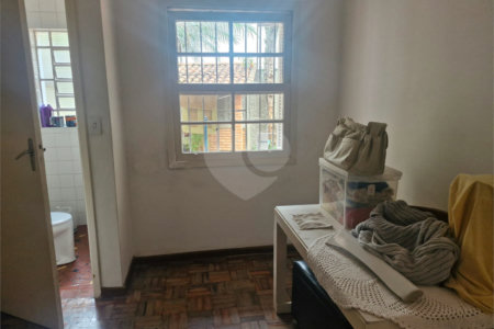 Casa à venda com 3 quartos, sendo 1 suíte, em Chácara Monte Alegre, São Paulo, SP