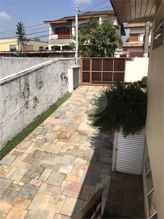 Sobrado à venda com 5 quartos, sendo 1 suíte, em Jardim São Bento, São Paulo, SP