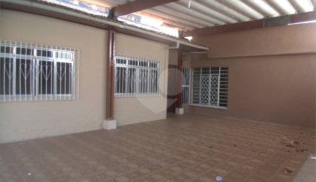 Casa Térrea à venda com 3 quartos, sendo 1 suíte,  em Horto, São Paulo, SP
