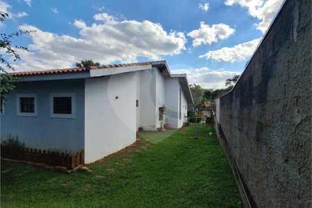 Casa para alugar com 3 quartos, sendo 1 suíte,  no condomínio Estância Marambaia, Vinhedo - SP