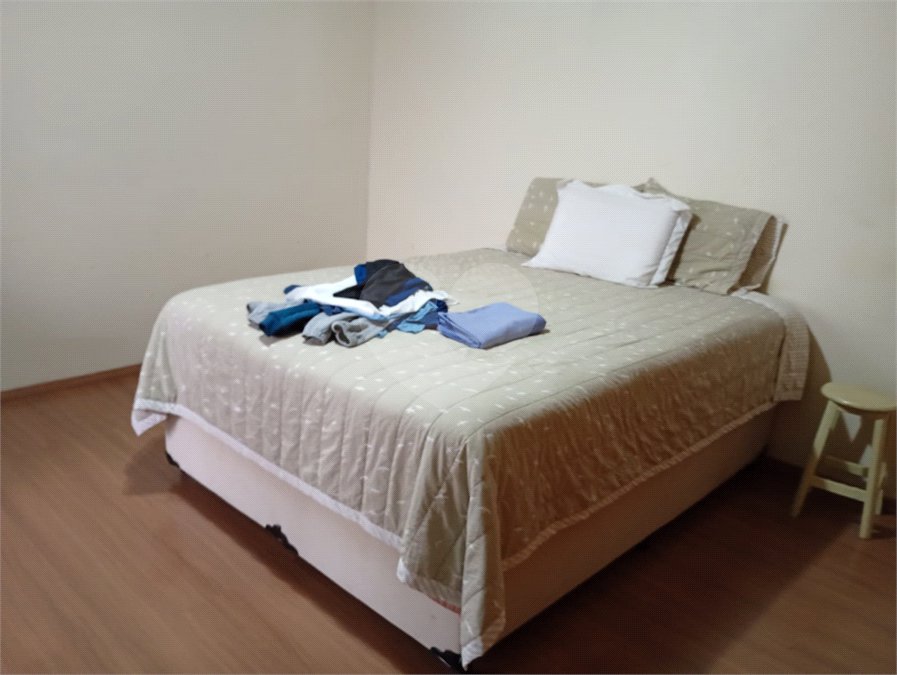Sobrado à venda ou para alugar com 3 quartos, sendo 1 suíte, em Horto, São Paulo, SP