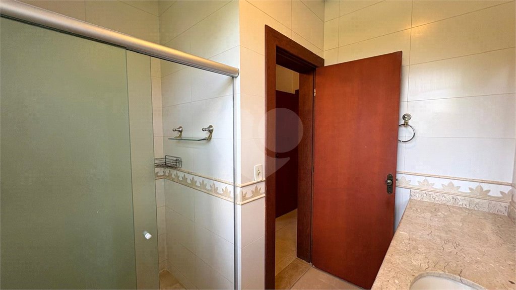 Casa à venda com 4 suítes no condomínio Vivendas do Lago, Sorocaba - SP