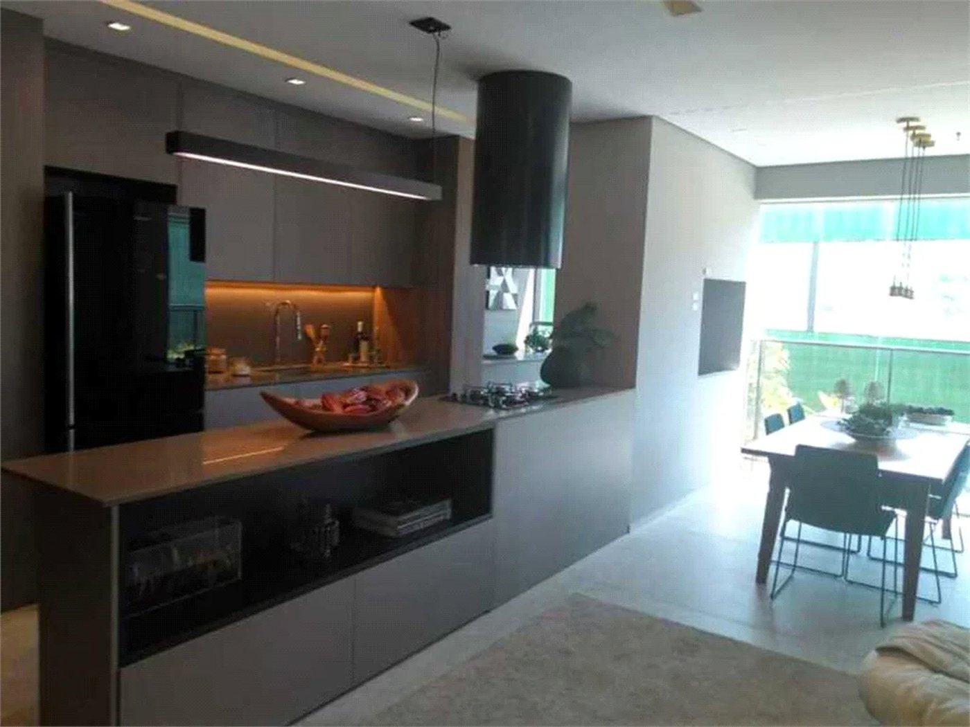 Apartamento à venda com 3 quartos, sendo 1 suíte, em Jardim das Acácias, São Paulo, SP