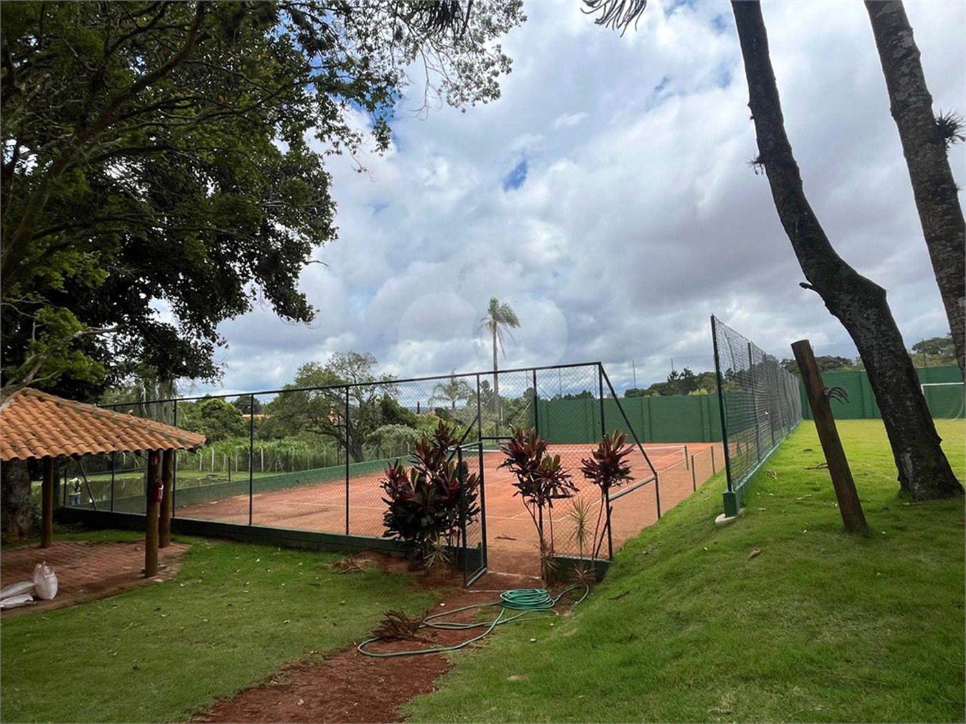 Terreno à venda no condomínio Residencial Quinta das Palmeiras, Itapetininga - SP