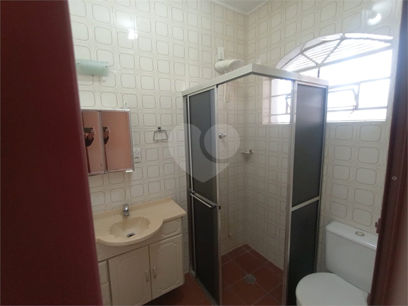 Chácara à venda com 6 quartos, sendo 1 suíte,  em Cercadinho, Alambari, SP