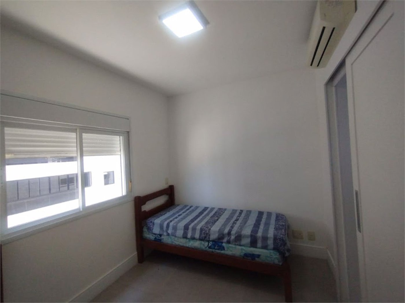 Apartamento Residencial à venda, Jardim Astúrias, Guarujá - AP0683.