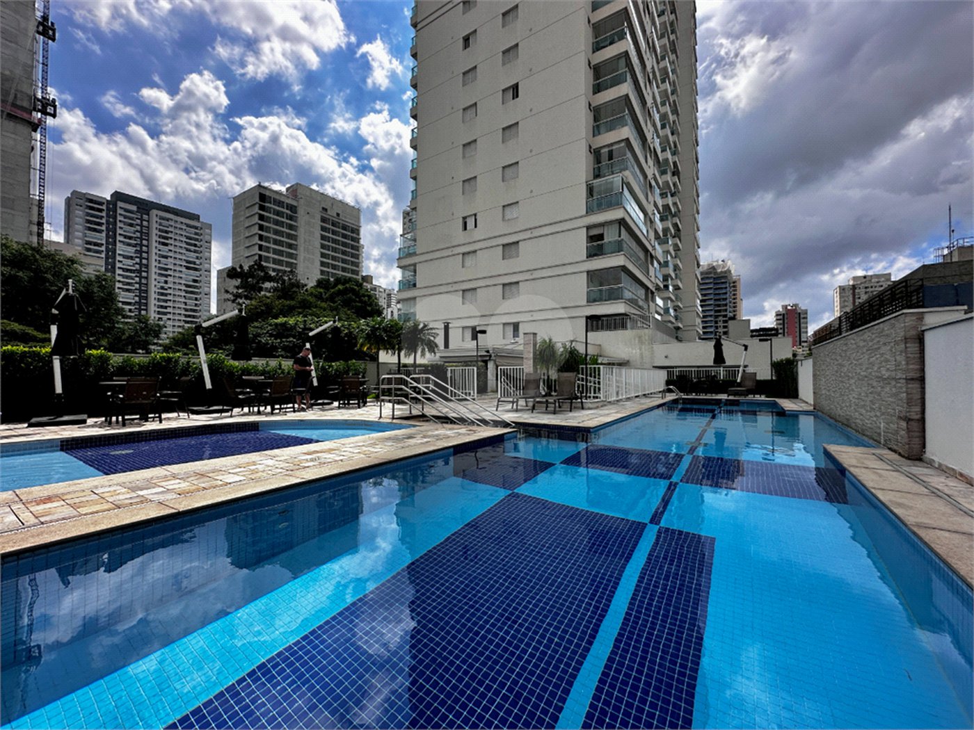 Apartamento à venda com 2 quartos, sendo 1 suíte, em Alto da Boa Vista, São Paulo, SP