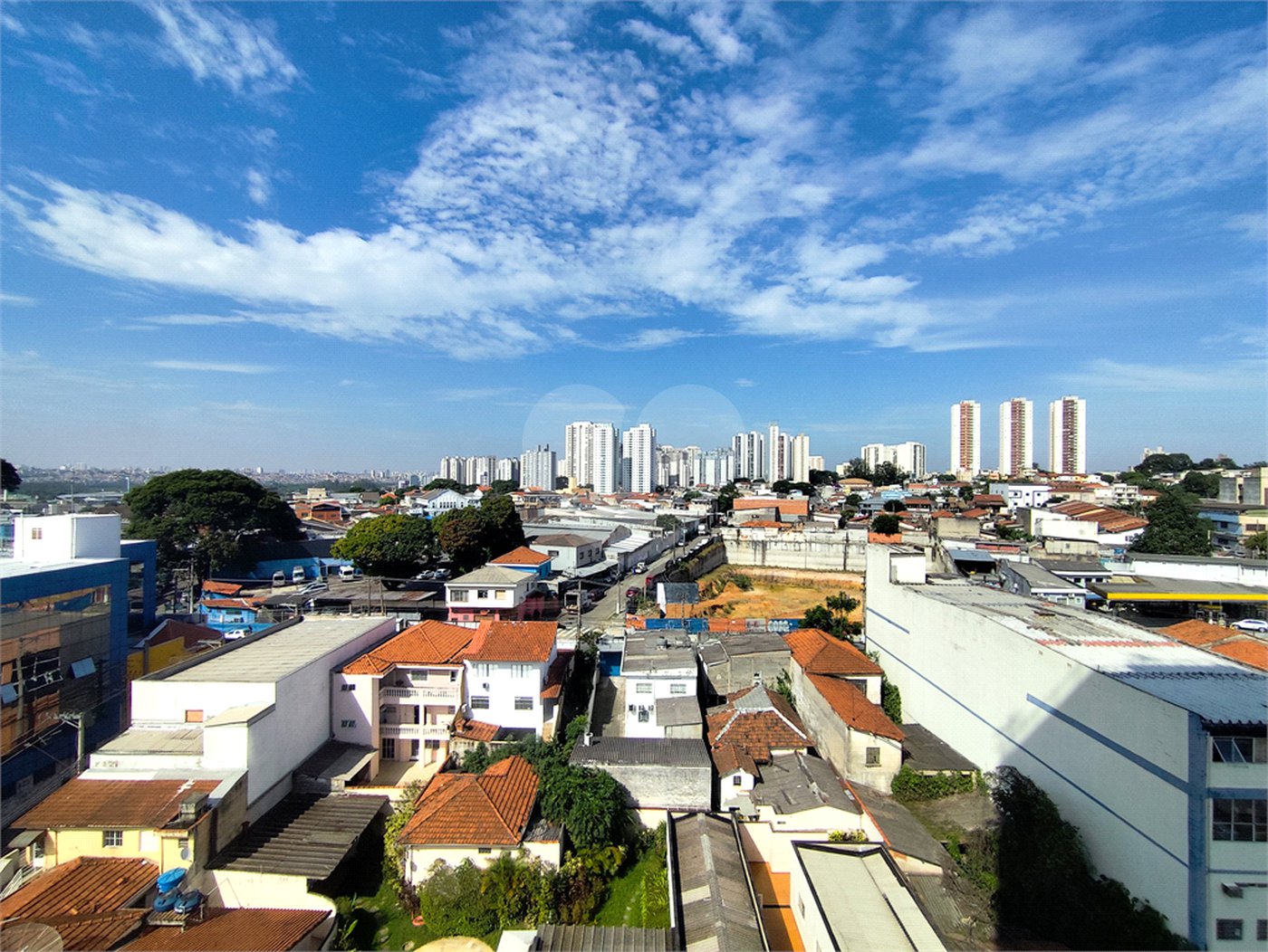 Apartamento para alugar com 2 quartos, sendo 1 suíte, em Vila Moreira, Guarulhos, SP
