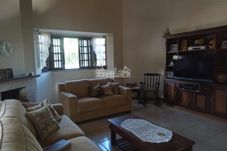 Casa à venda com 3 quartos, sendo 1 suíte, em Vila Esperia Ou Giglio, Atibaia, SP