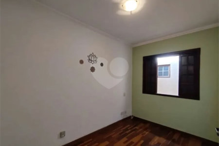Sobrado à venda com 3 quartos, sendo 1 suíte, em Jardim Ester, São Paulo, SP