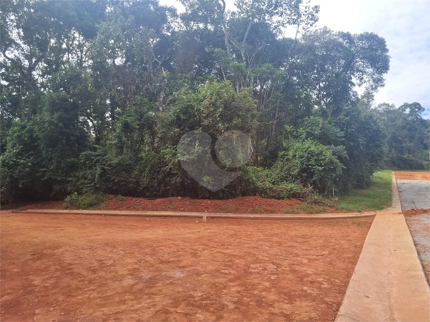 Terreno à venda em Transurb, Itapevi, SP