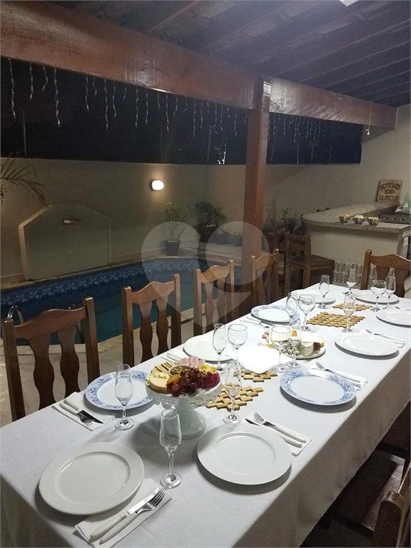 Sobrado à venda com 3 quartos em Tremembé, São Paulo, SP