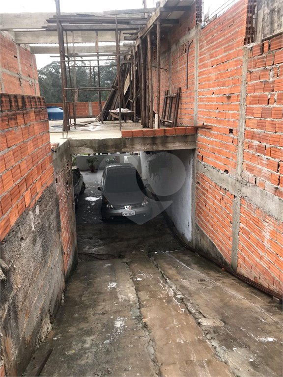 Sobrado à venda com 3 quartos, sendo 1 suíte, em Jaraguá, São Paulo, SP