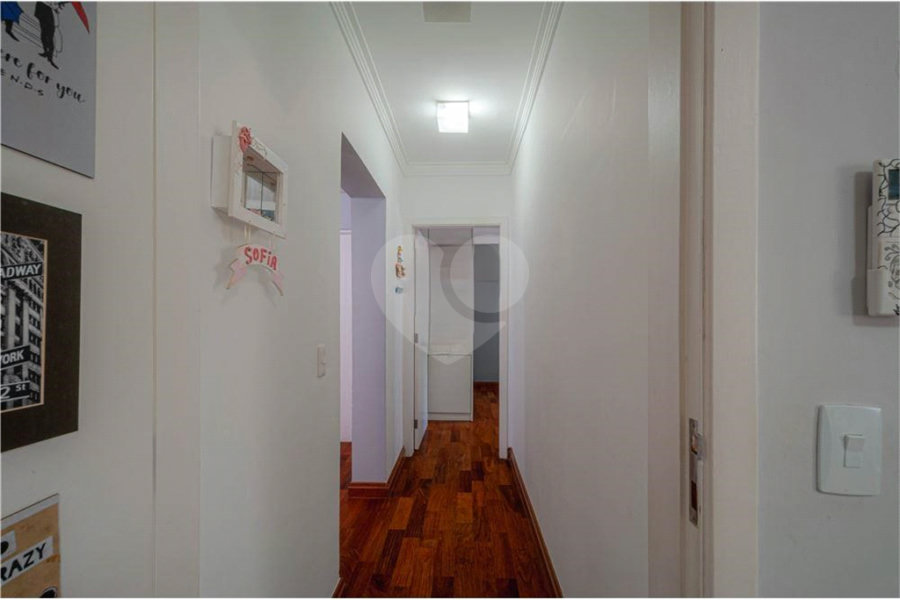 Casa para alugar com 5 quartos, sendo 4 suítes, no condomínio Colinas Japore, São Paulo - SP
