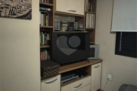 Apartamento à venda com 3 quartos, sendo 1 suíte, em Jardim Íris, São Paulo, SP
