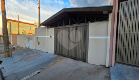 Casa à venda com 2 quartos, sendo 1 suíte,  em Residencial Parque Douradinho, São Carlos, SP