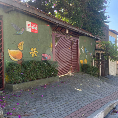 Casa Térrea à venda com 1 quarto em Jardim Débora, Poá, SP