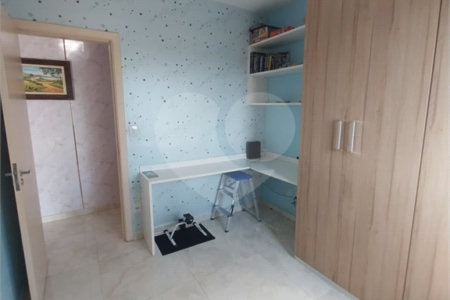 Apartamento à venda com 3 quartos, sendo 1 suíte, em Vila Rubens, Mogi das Cruzes, SP