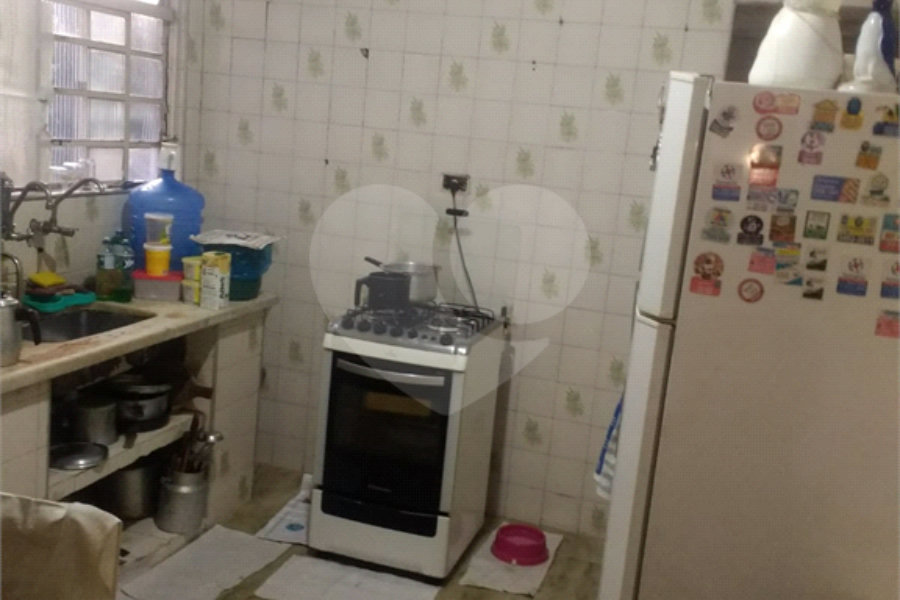 Sobrado à venda com 2 quartos em Pari, São Paulo, SP