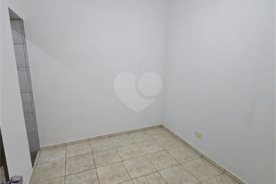 Casa à venda com 3 quartos, sendo 1 suíte, em Vila Pereira Cerca, São Paulo, SP