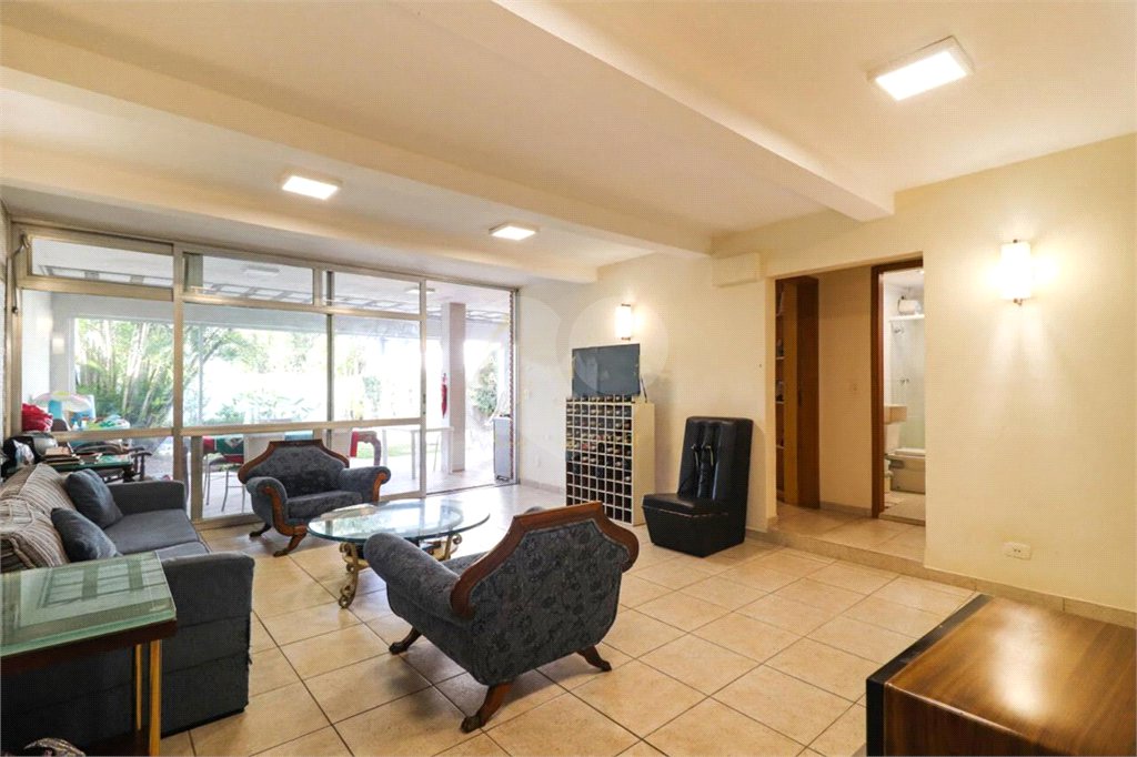 Casa Térrea à venda com 6 quartos, sendo 4 suítes, em Brooklin Paulista, São Paulo, SP