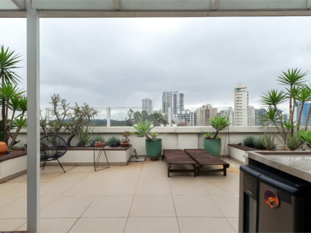 Apartamento à venda com 2 quartos, sendo 1 suíte,  em Campo Belo, São Paulo, SP