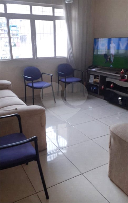 Casa à venda com 7 quartos, sendo 1 suíte, em Aliança, Osasco, SP