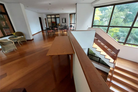 Apartamento à venda com 3 quartos, sendo 1 suíte, em Vila Andrade, São Paulo, SP