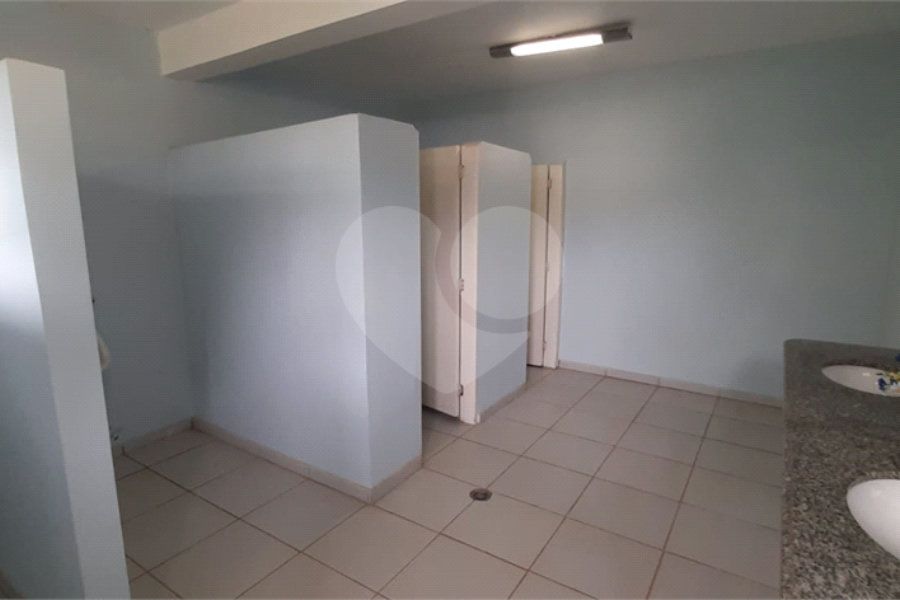 Casa Térrea à venda com 5 quartos, sendo 3 suítes, em Serra da Cantareira, Mairiporã, SP