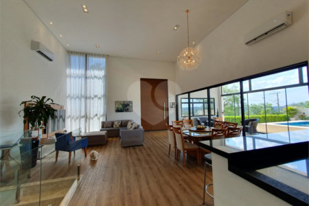 Casa à venda com 6 quartos, sendo 5 suítes, no condomínio Jardim Primavera, Louveira - SP