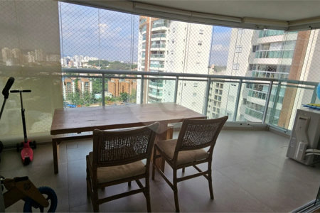 Apartamento à venda com 3 quartos, sendo 1 suíte,  em Vila Leopoldina, São Paulo, SP
