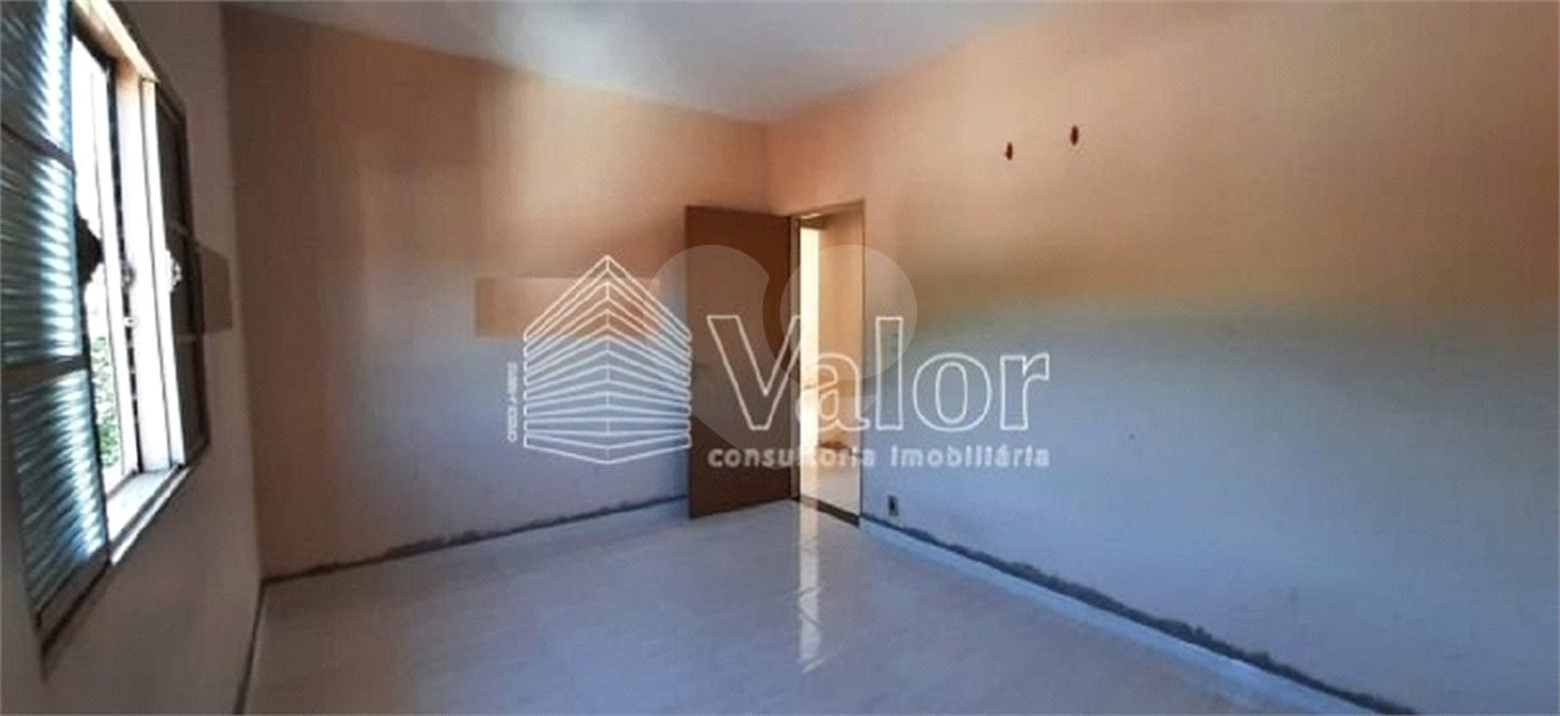 Casa térrea para venda na Vila Carmem .