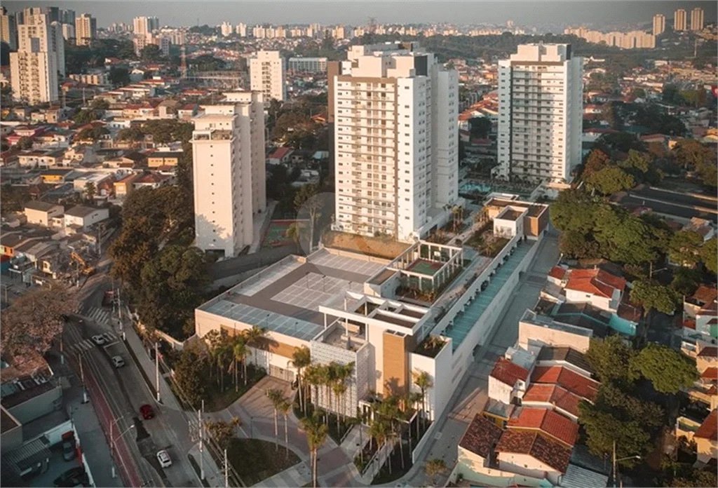 125m² - 3 dorm (1 suíte), 2 vagas