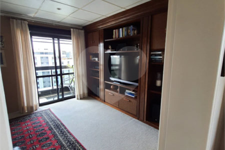Apartamento à venda com 4 suítes em Vila Andrade, São Paulo, SP