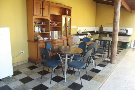 Casa Térrea à venda ou para alugar com 3 quartos, sendo 1 suíte, em Jardim Celani, Salto, SP