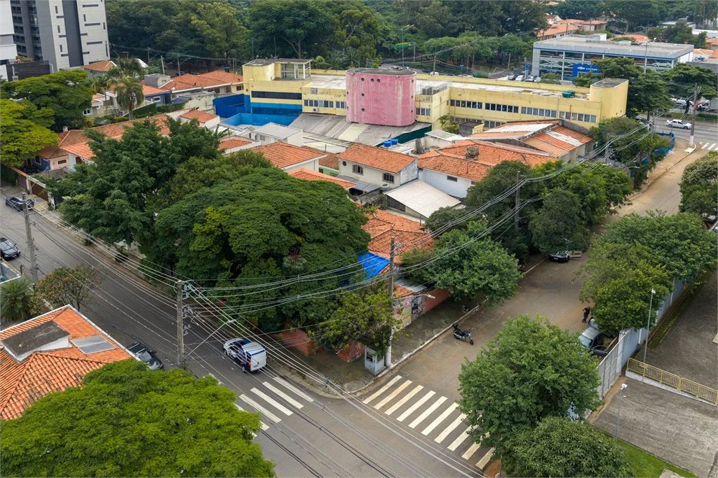 Casa à venda com 3 quartos, sendo 1 suíte,  em Brooklin Novo, São Paulo, SP